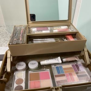 Beauty Box: Caboodles Edition Ulta Beauty 39 piece collection